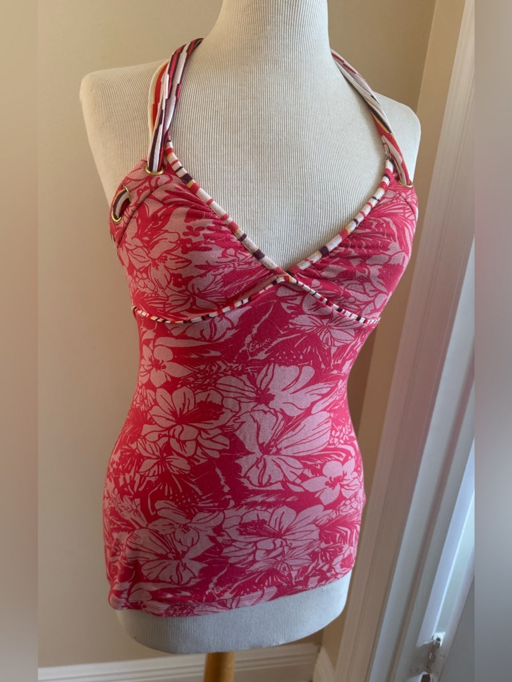 Guess Pink Floral top